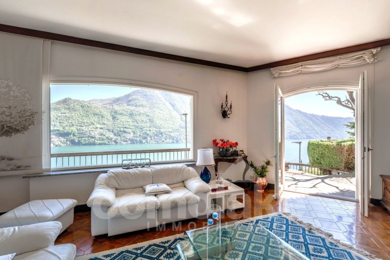Villa in Moltrasio