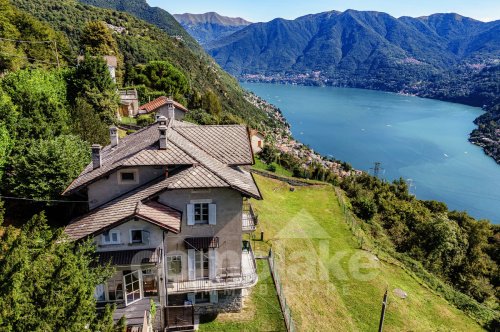 Huis in Cernobbio