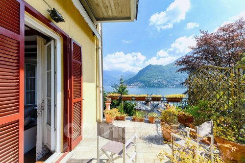 Appartamento a Moltrasio