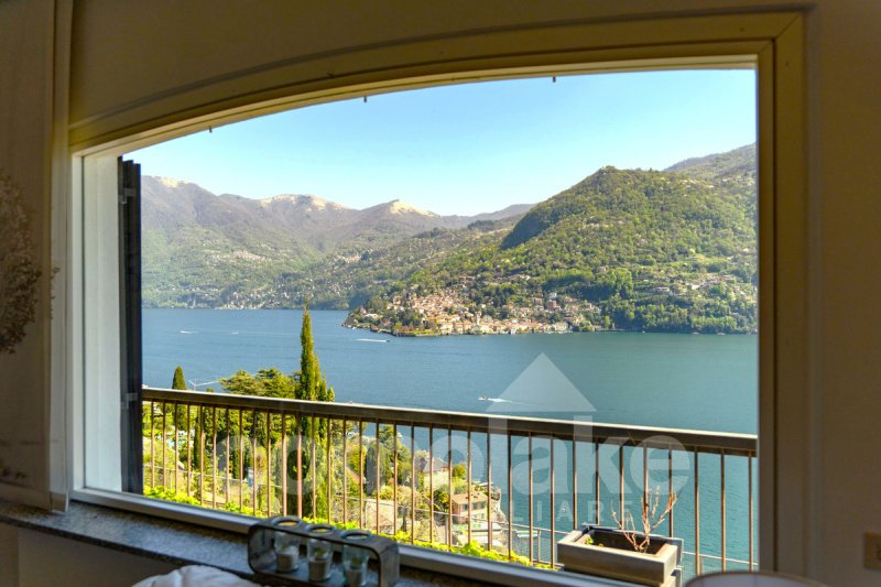 Villa in Moltrasio