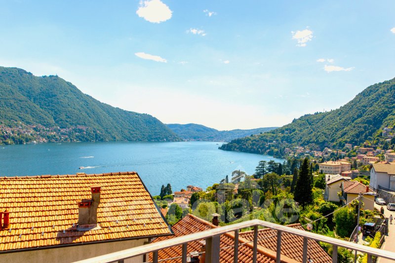 Villa à Moltrasio