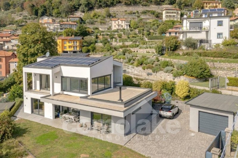 Villa in Cernobbio