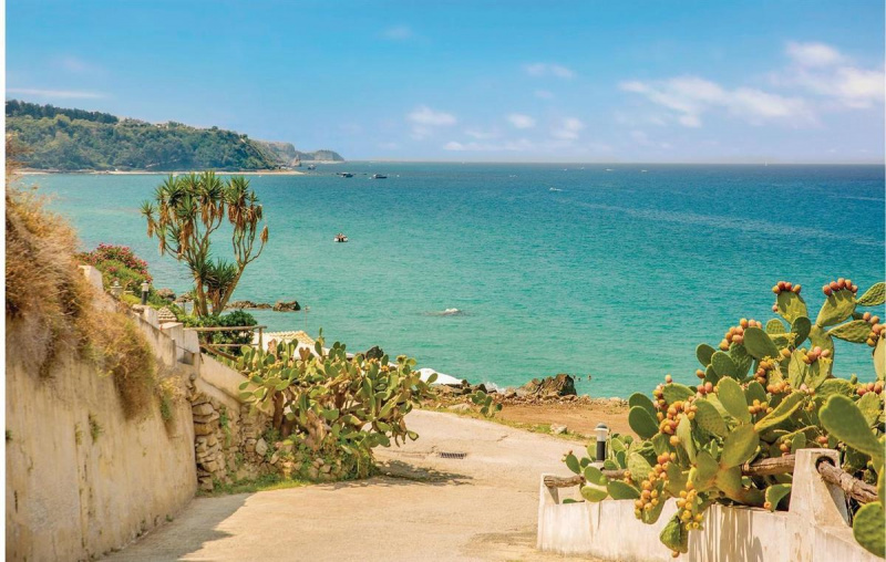 Reihenhaus in Parghelia