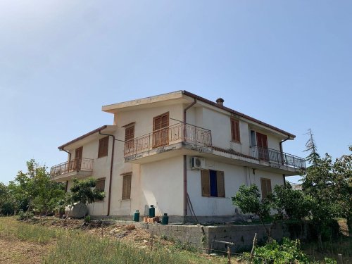 Villa i Zambrone