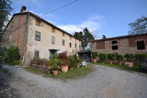 Farmhouse in Capannori