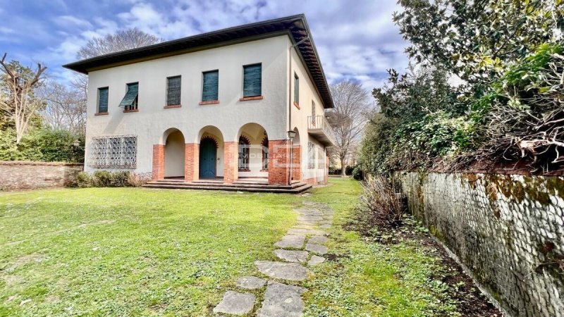Villa in Lucca