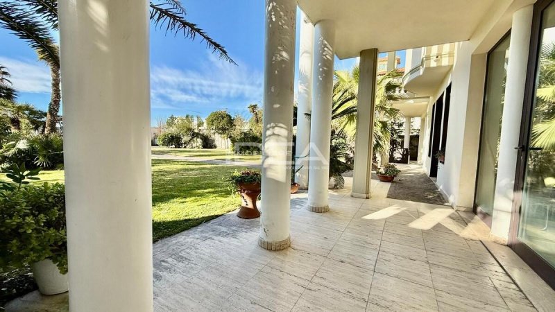 Квартира в Виареджо