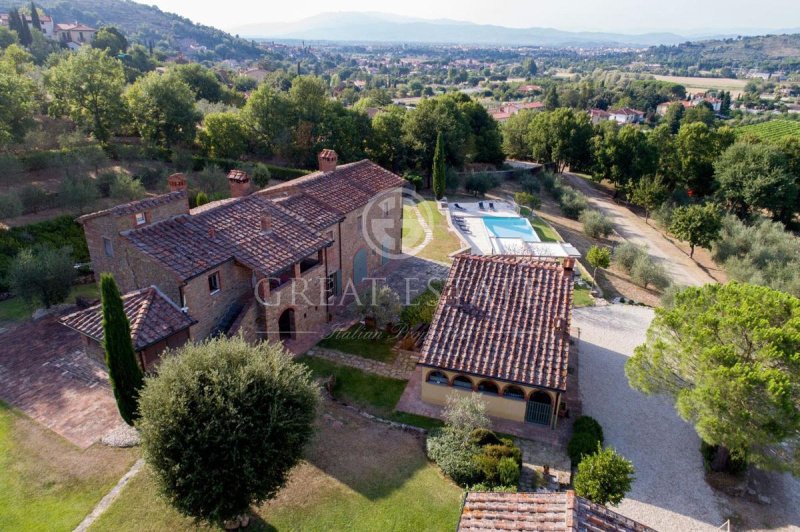 Klein huisje op het platteland in Arezzo