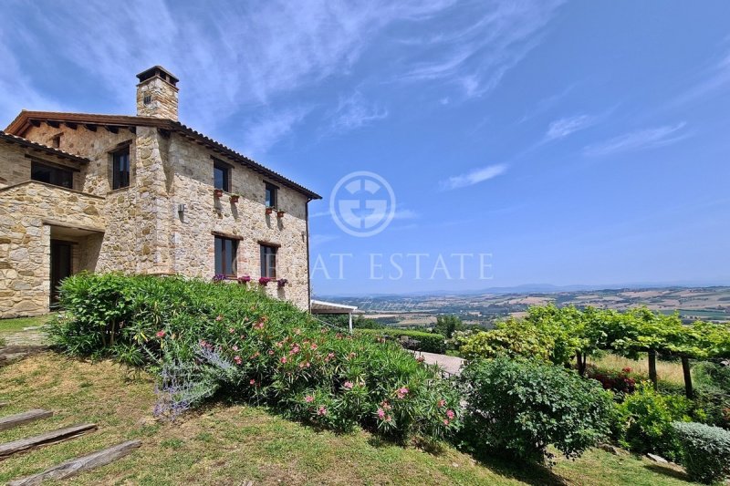 Farmhouse in San Venanzo