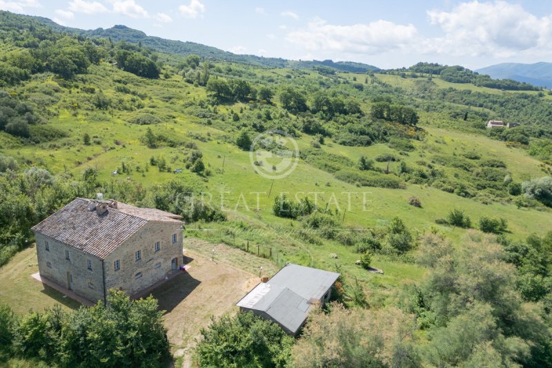 Klein huisje op het platteland in Gubbio