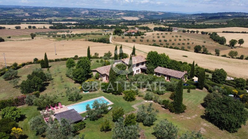 Farmhouse in Guardea