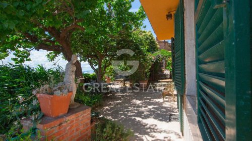 Historisches Appartement in Passignano sul Trasimeno