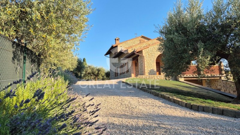 Farmhouse in Passignano sul Trasimeno