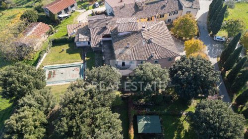 Klein huisje op het platteland in Spoleto