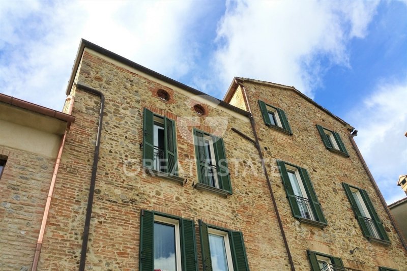 Apartamento histórico en Fabro