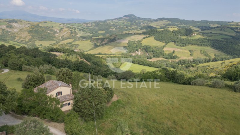 Villa in San Casciano dei Bagni