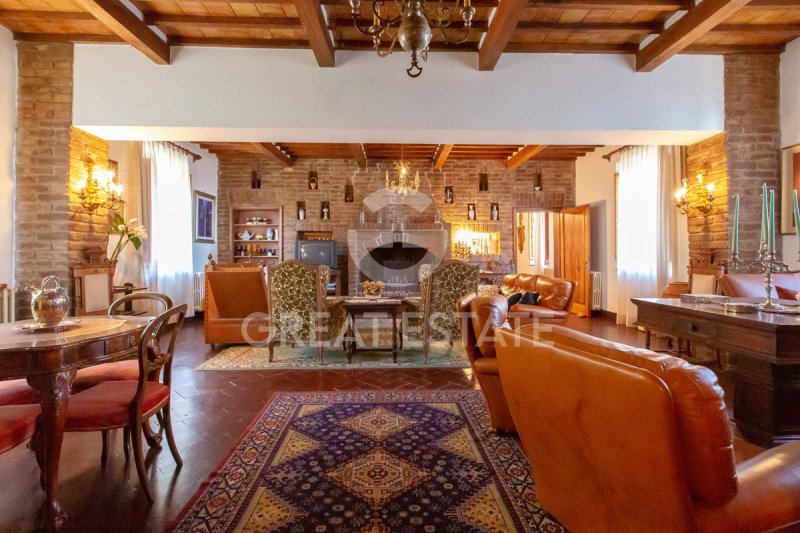 Отдельно стоящий дом в Четона