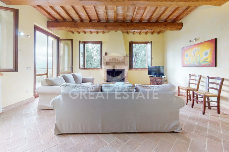 Отдельно стоящий дом в Кастильоне-дель-Лаго