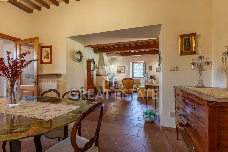 Klein huisje op het platteland in Cetona