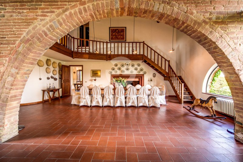 Отдельно стоящий дом в Кастильоне-дель-Лаго