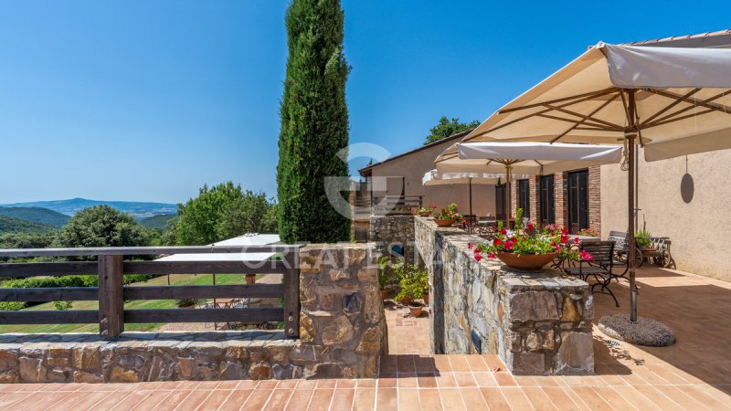 Casolare a Cinigiano