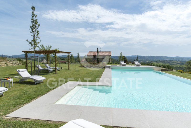 Klein huisje op het platteland in Fabro