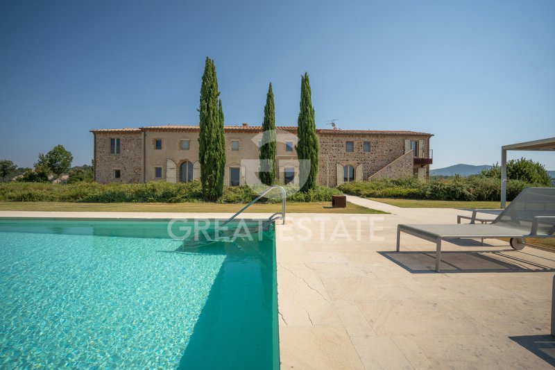 Farmhouse in Volterra