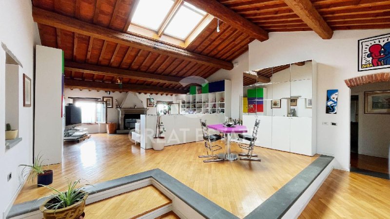 卢奇尼亚诺公寓