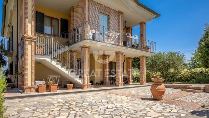 Villa à Castiglione del Lago