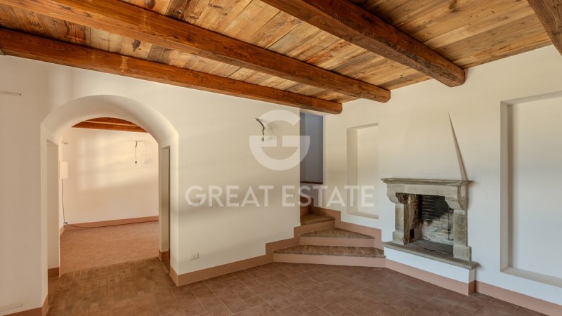 Отдельно стоящий дом в Сорано