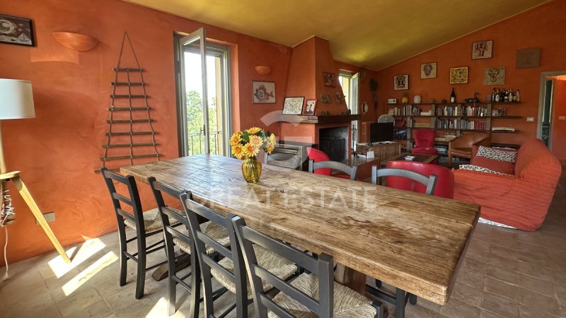 Klein huisje op het platteland in Magliano in Toscana