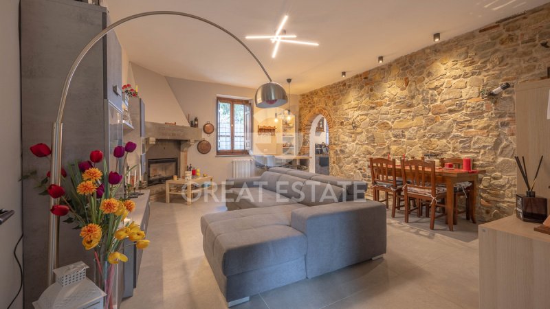 Отдельно стоящий дом в Гайоле-ин-Кьянти