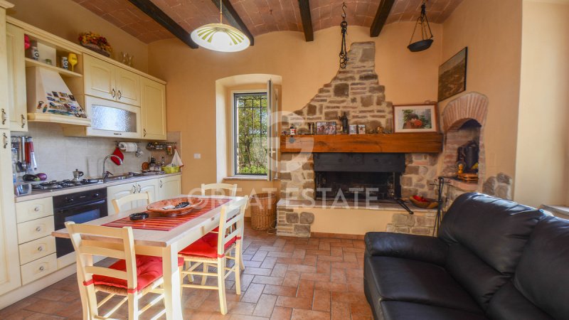 阿维利亚诺-翁布罗农舍