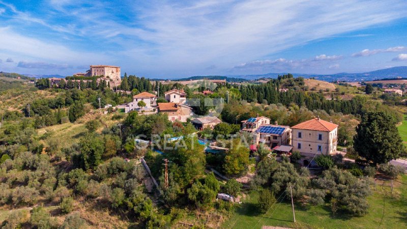 阿维利亚诺-翁布罗农舍