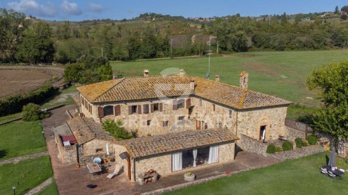 Casolare a Castelnuovo Berardenga