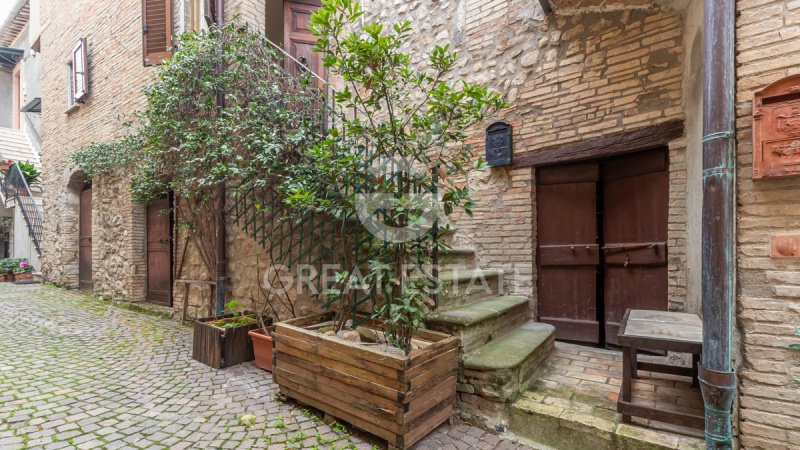 维斯卡尔多堡历史性公寓