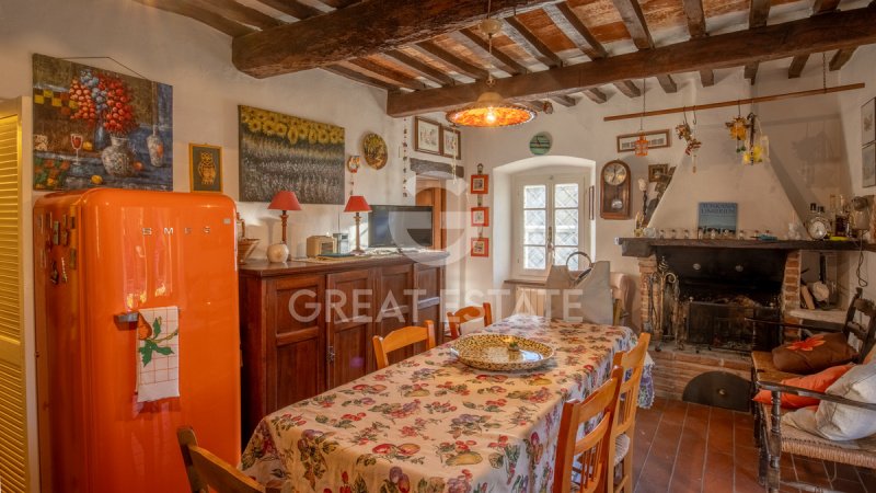 Solar em Tuoro sul Trasimeno