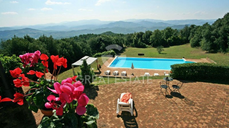 4 Bedrooms Farmhouse for sale in Volterra [800092] | Gate-away®