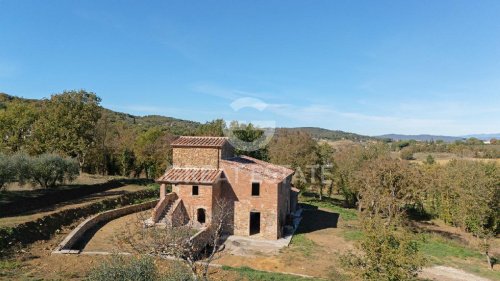 Ferme à Lucignano