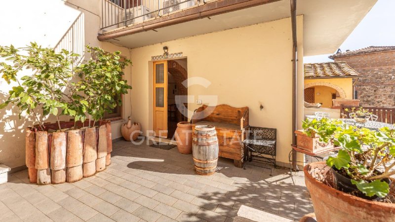 2 Bedrooms Historic apartment for sale in Cetona [807387] | Gate-away®