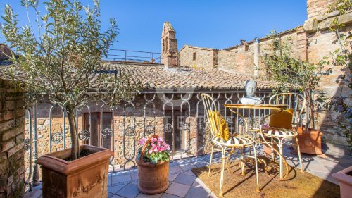 Historisch appartement in Ficulle