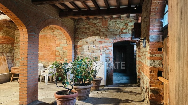 Solar em Loro Ciuffenna