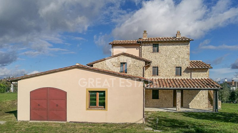 Bauernhaus in Avigliano Umbro