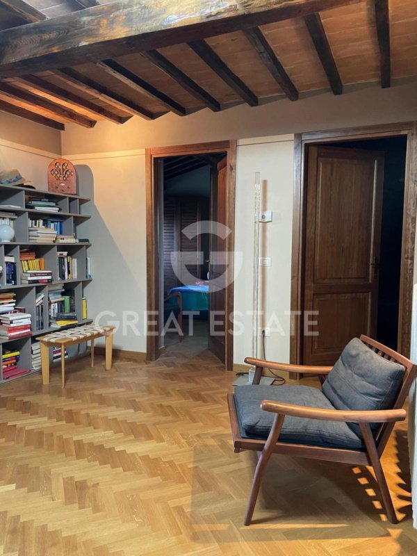 Farmhouse in Todi