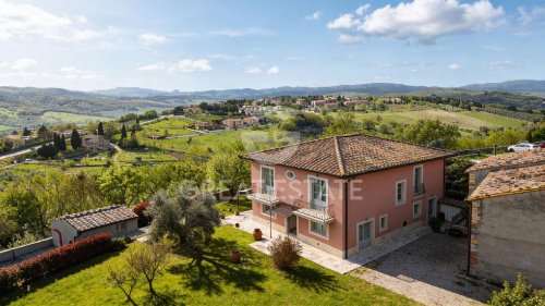 Farmhouse in Casole d'Elsa