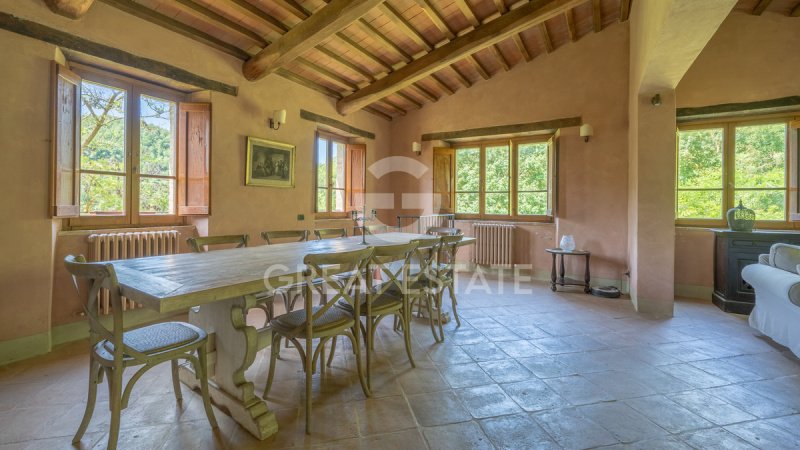 Casolare a Pietralunga