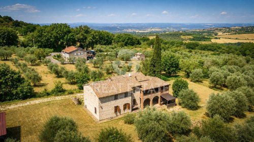 Casa de fazenda em Giove