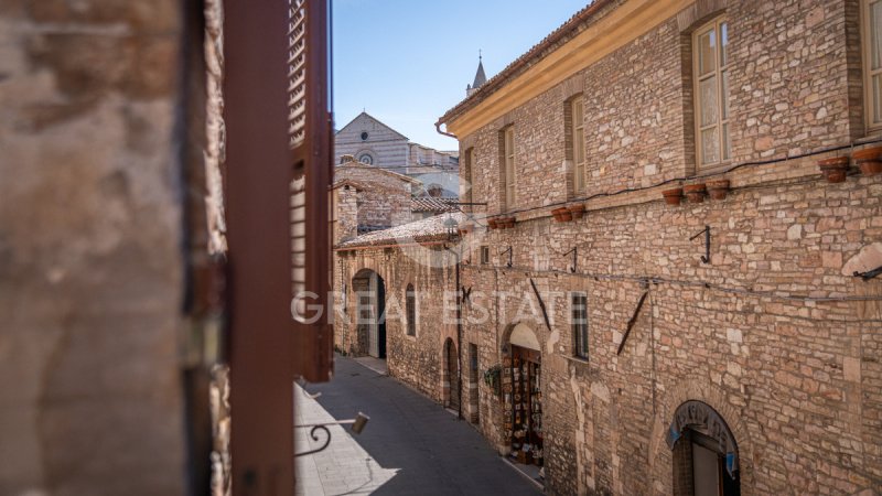 Historisch appartement in Assisi