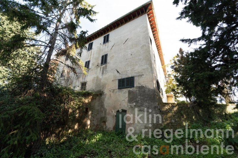 Klein huisje op het platteland in Montespertoli