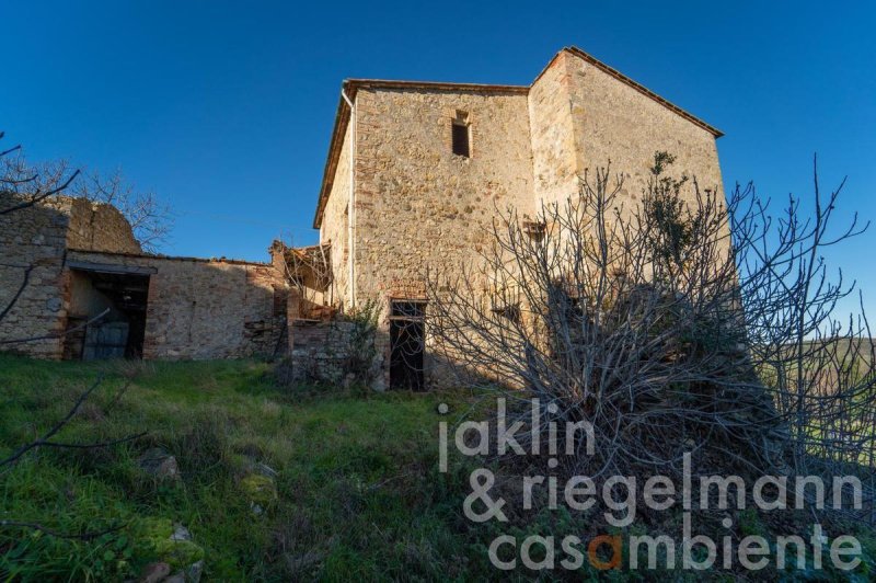 Klein huisje op het platteland in Castelnuovo di Val di Cecina